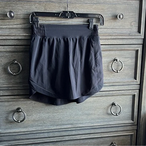 lululemon athletica Black Women Skirt - Picture 1 of 5